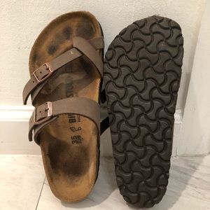 Birkenstock Mayari in Mocha
